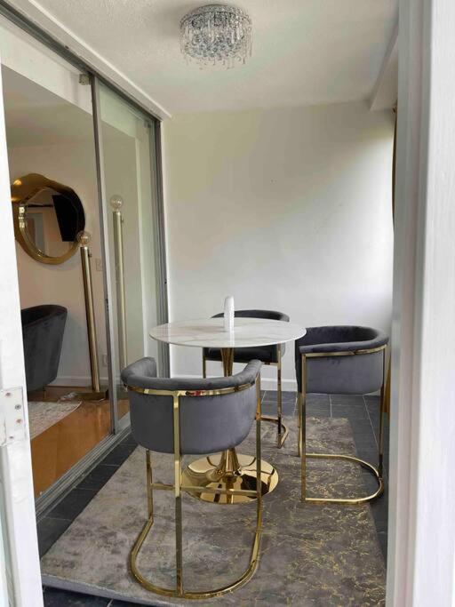Appartement Cozy Penthouse Atlanta,Ga Extérieur photo